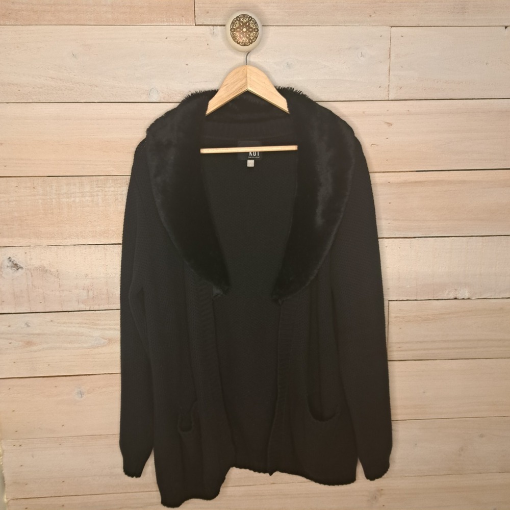 Mob Wife 90s Cardigan Supermodel Faux Fur Boho Kut From The Kloth‎ Black Large